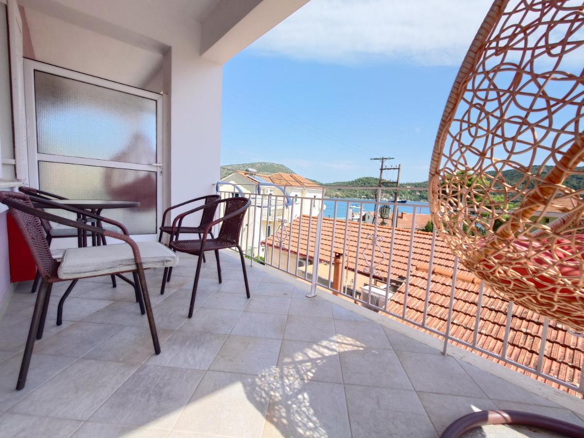 Iris Apartments Ithaca فاثي المظهر الخارجي الصورة