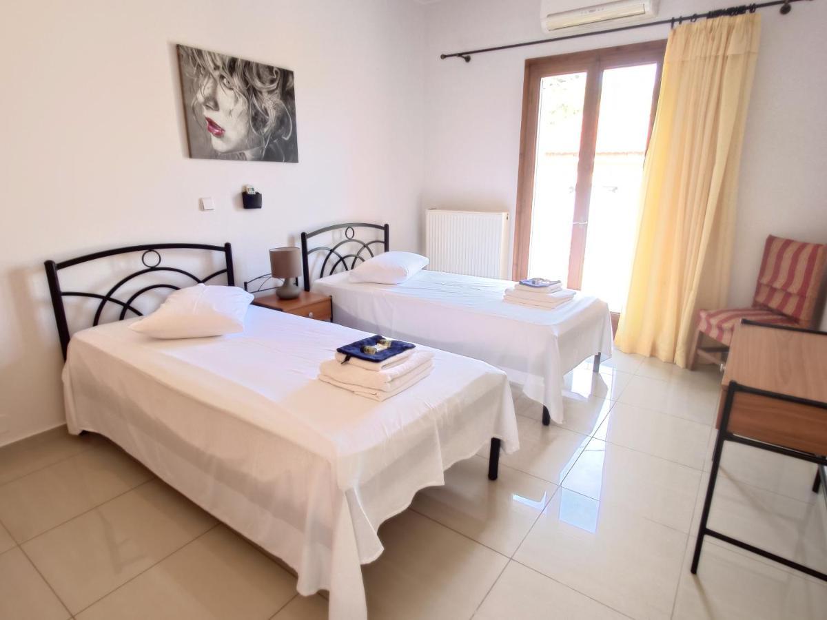 Iris Apartments Ithaca فاثي المظهر الخارجي الصورة