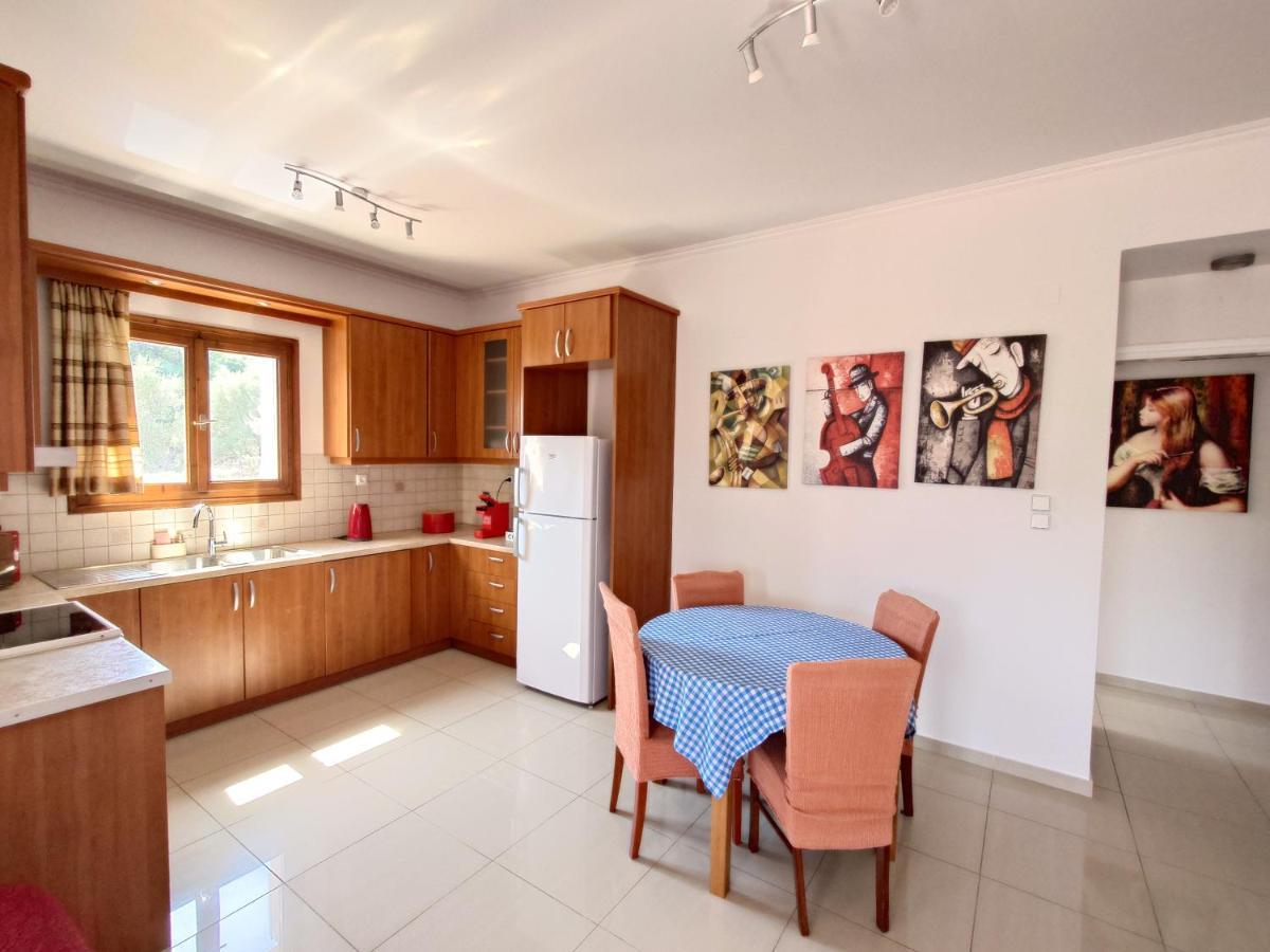 Iris Apartments Ithaca فاثي المظهر الخارجي الصورة