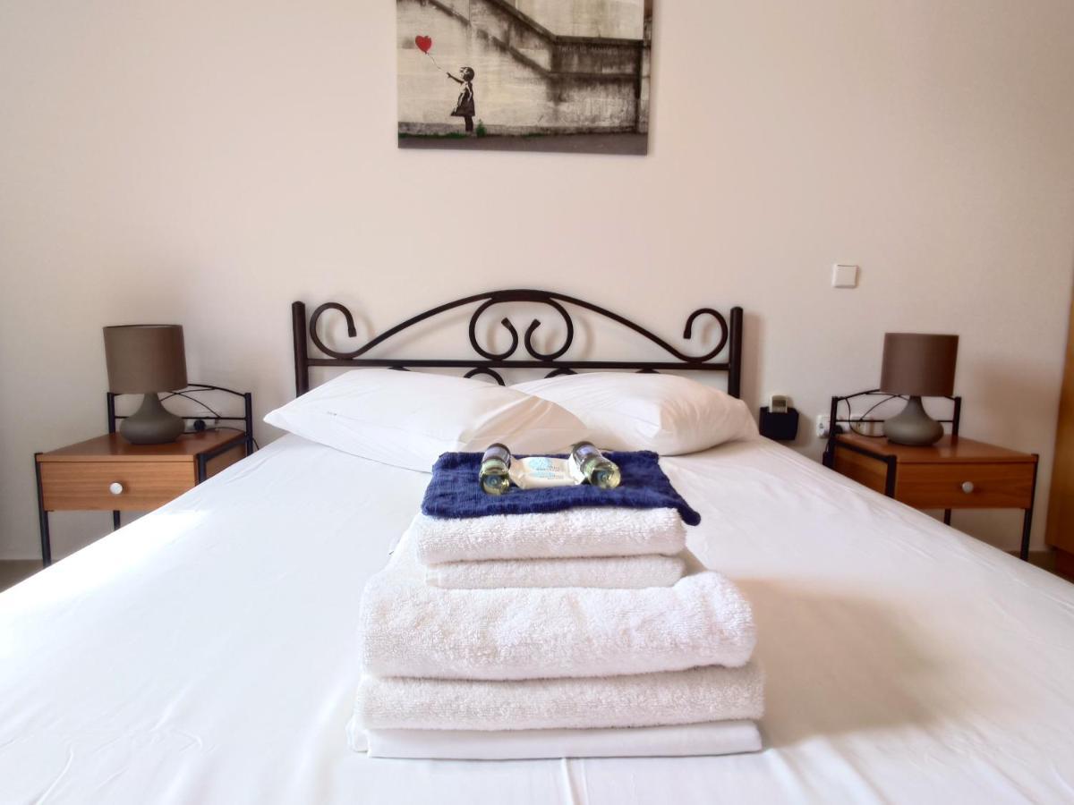 Iris Apartments Ithaca فاثي المظهر الخارجي الصورة